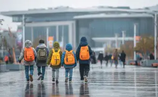 Школы или рестораны? Бюджетные тайны юга Казахстана