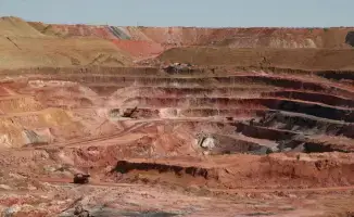 Золотой дождь Ирана: прирост запасов составил 98 тонн