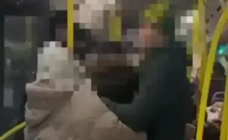 В Астане женщины устроили драку за место в автобусе