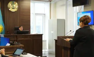 Мать экс-министра Бишимбаева объяснила в суде происхождение 990 тысяч долларов: "Это деньги от продажи недвижимости"