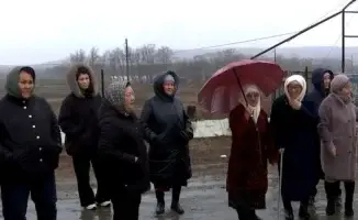 Жители пригорода Актобе недовольны частыми отключениями электроэнергии: свет пропадает несколько раз в месяц