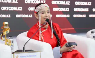 Мишель Джозеф из Монголии готовит казахскую песню, укрепляя культурные связи между странами и вдохновляя новое поколение артистов