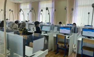 В Казахстане абитуриенты получат свободу выбора: традиционное ЕНТ или новый формат тестирования, что изменит подход к поступлению в вузы