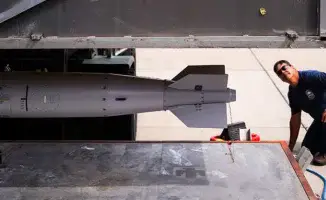 Успешные испытания ядерной бомбы B61-12 в США: последствия для общественного мнения и безопасности