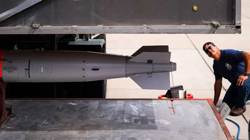 Успешные испытания ядерной бомбы B61-12 в США: последствия для общественного мнения и безопасности Актобе