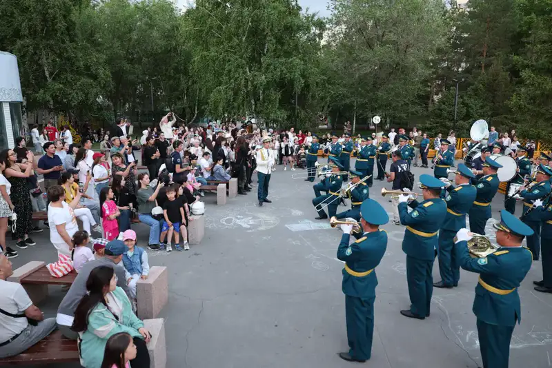 Юбилейные торжества оркестров Национальной гвардии Казахстана: 10 лет Военно-оркестровому центру и 60 лет оркестру воинской части 5573 Актобе