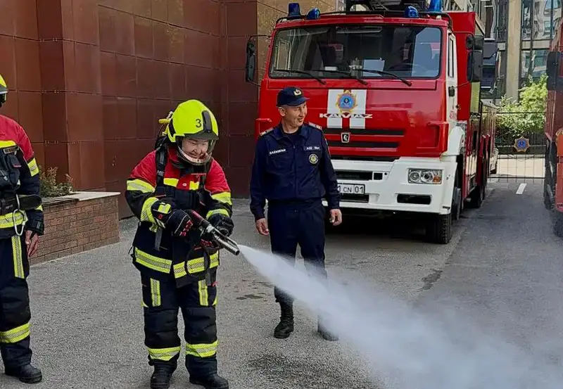 Развитие волонтёрства в Казахстане помощь при чрезвычайных ситуациях Актобе
