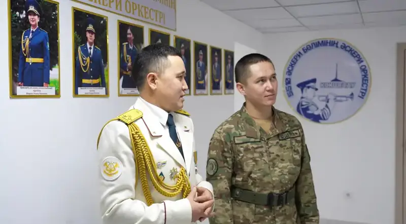 В армию со своей гитарой: история талантливого солдата (2)