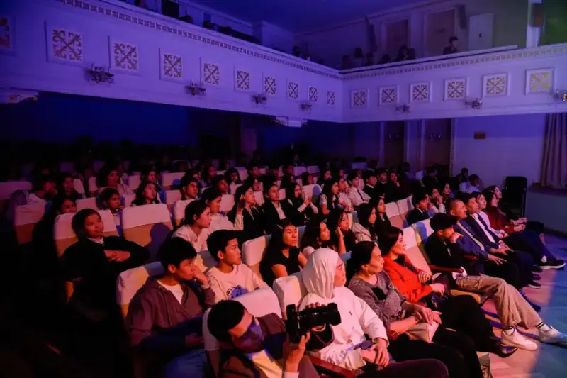 Премьера социальной драмы «Екі ғұмыр» в Астане: обсуждение проблем семьи и антинаркотической профилактики среди молодежи Актобе