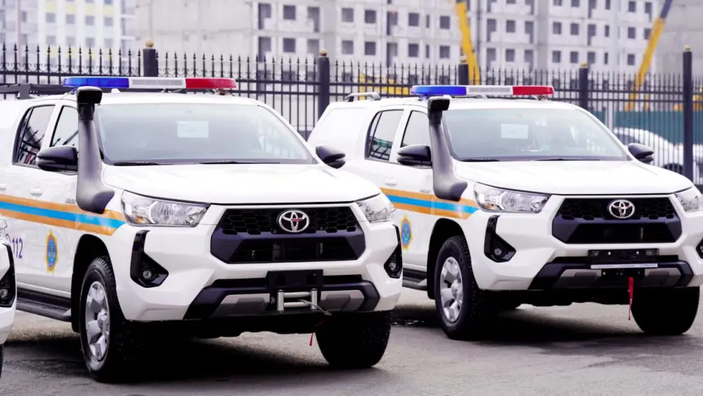 ТУРКЕСТАН: ДЕПАРТАМЕНТУ ПО ЧРЕЗВЫЧАЙНЫМ СИТУАЦИЯМ ВРУЧЕНЫ КЛЮЧИ ОТ НОВОЙ ТЕХНИКИ (2)