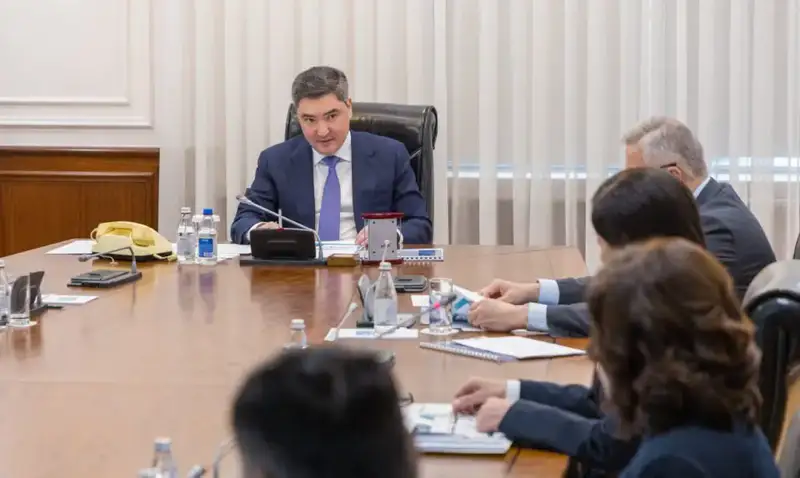 Обсуждение новых механизмов финансирования частных школ на совещании по вопросам образования Актобе