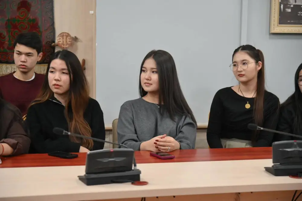 В Шымкенте состоялась встреча со студентами из Мангистауской области (6)