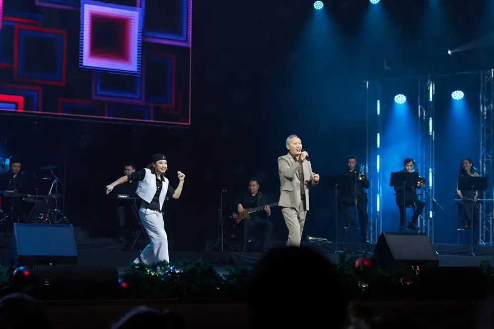 Новогодний концерт «NEW YEAR with QAZAQCONCERT» объединил звезд казахстанской сцены (2)