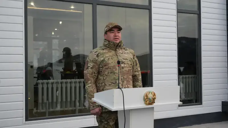 Глава МЧС открыл новую модульную спасательную станцию на берегу озера Имантау (7)