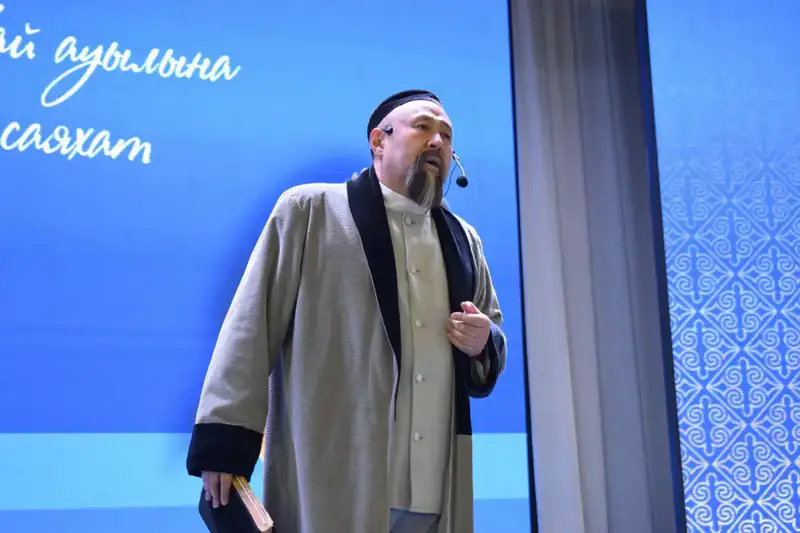 Книги как мосты: 25 новых произведений в проекте «Библиотека Абай жолы» Актобе