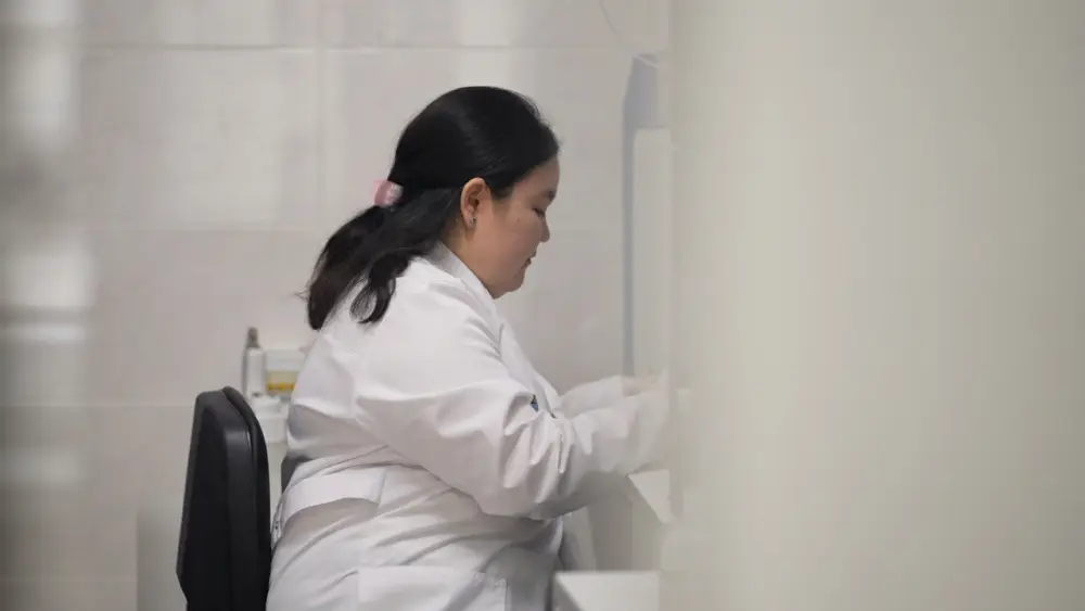 Молодой ученый КазНУ доказал противодиабетические свойства цикория (2)