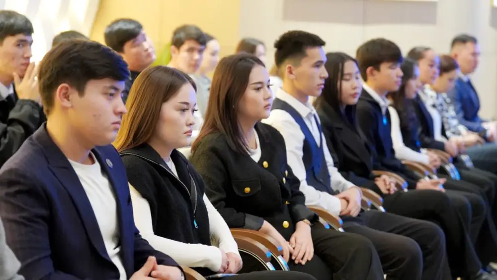 В ТУРКЕСТАНСКОЙ ОБЛАСТИ ПРОШЕЛ КООРДИНАЦИОННЫЙ СОВЕТ ПО РАЗВИТИЮ МОЛОДЕЖНОЙ ПОЛИТИКИ (2)