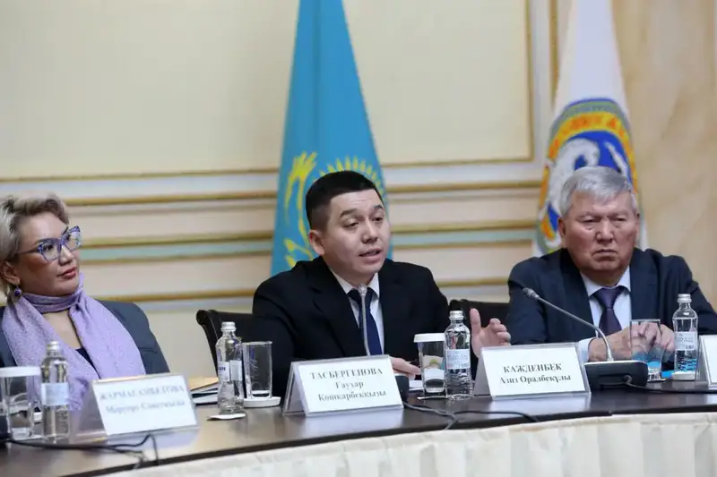 Заместитель акима Алматы Абзал Нукенов встретился с руководителями вузов (2)