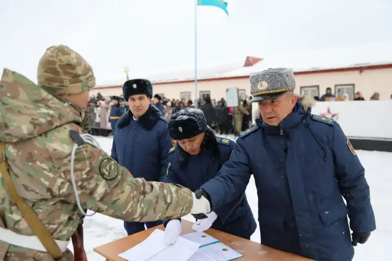 Торжественный ритуал принятия Военной присяги в Акмолинском гарнизоне Актобе