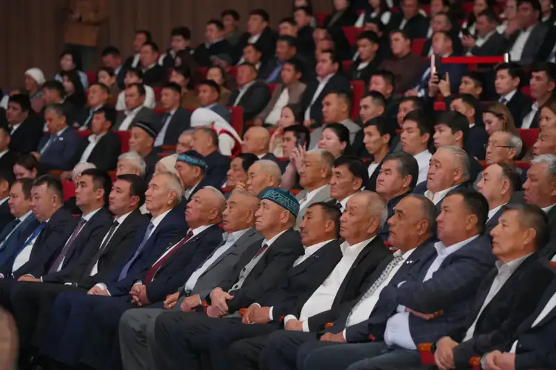 В ТУРКЕСТАНСКОЙ ОБЛАСТИ ПОЧЕТНЫМИ ЗНАКАМИ ОТМЕТИЛИ РАБОТНИКОВ СЕЛЬСКОГО ХОЗЯЙСТВА (8)