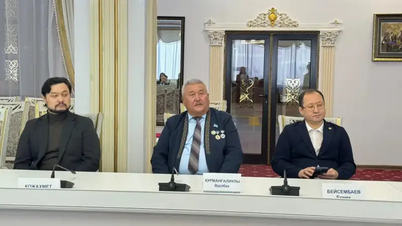 Творчество Мыржакыпа Дулатулы обсудили в Астане (2)