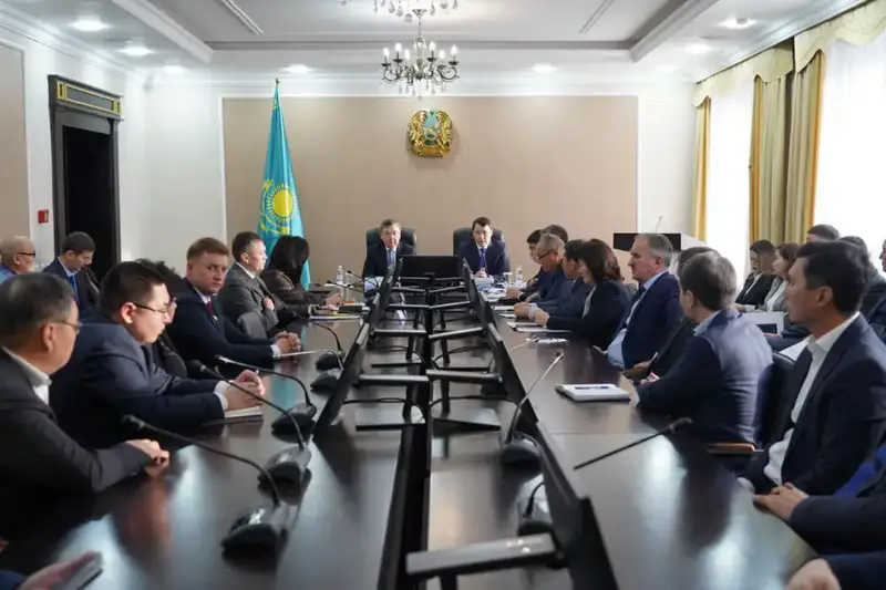 Ермек Кенжеханұлы провел встречу с населением Акмолинской области (7)