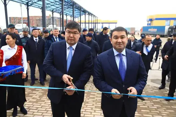Открыты новые высокотехнологичные пункты пропуска «Казыгурт» и «Темир-баба» (2)