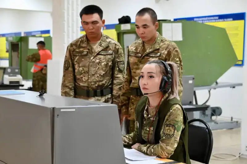 В Вооруженных силах началась подготовка военнослужащих по специальности (8)