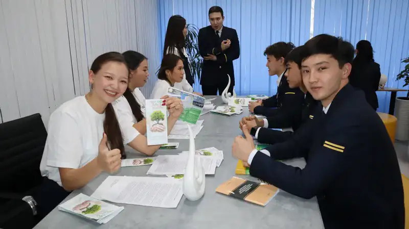 В Академии гражданской авиации открыт центр по обучению экологической ответственности и сортировке отходов Актобе