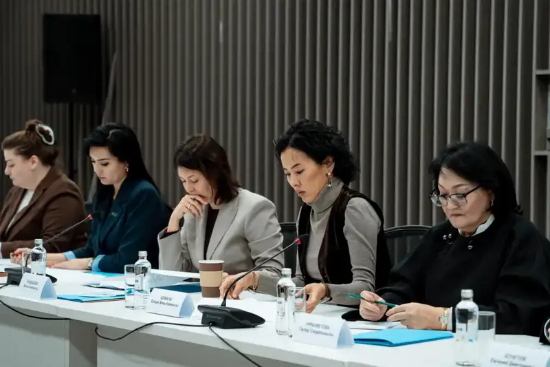 Национальная комиссия по делам женщин и семейно-демографической политике при Президенте обсудила развитие экономических возможностей женщин в условиях цифровизации (2)