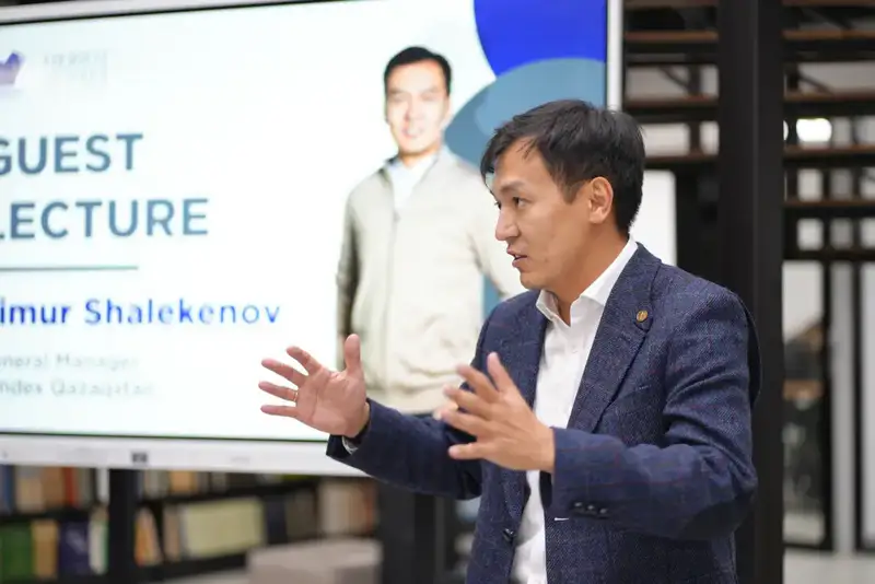 Генеральный директор Yandex Qazaqstan обсудил технологические тренды со студентами (2)