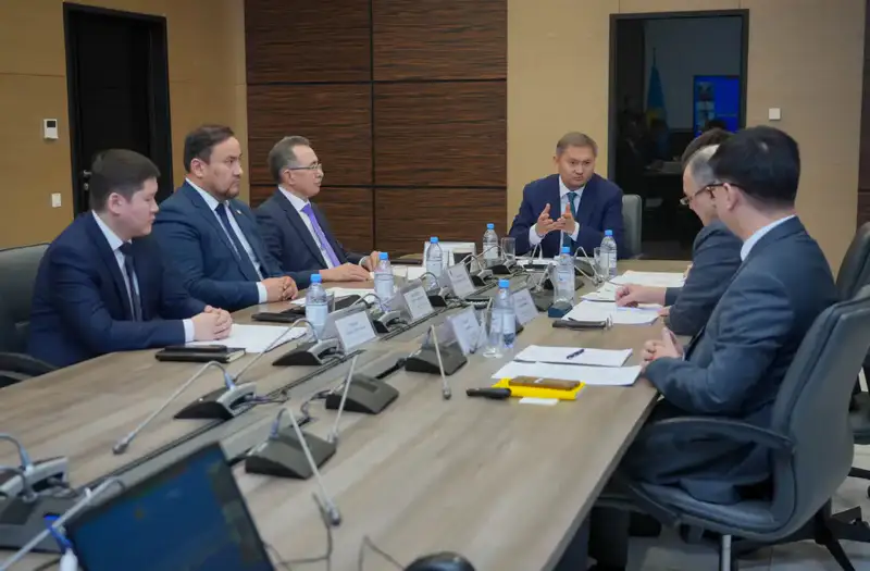 ПОДДЕРЖКА НАУКИ И ОБРАЗОВАНИЯ: ПОПЕЧИТЕЛЬСКИЙ СОВЕТ НОВОГО ЭНДАУМЕНТ-ФОНДА ПРОВЕЛ ПЕРВОЕ ЗАСЕДАНИЕ (9)