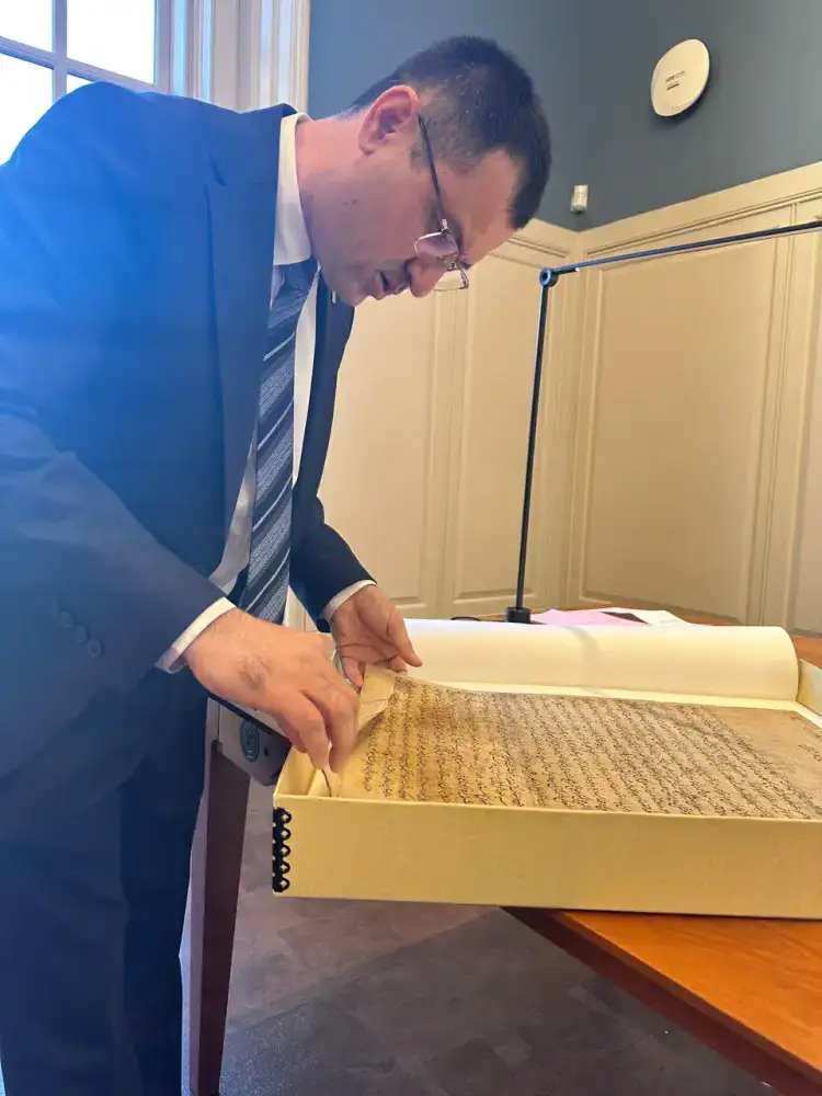 Изучение методов работы с рукописями в Гарварде: новый шаг к сохранению и популяризации чагатайского языка Актобе