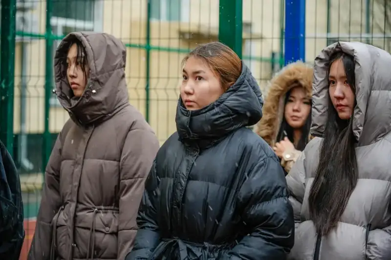 В Астане открылась спортивная воркаут-зона для молодежи (5)