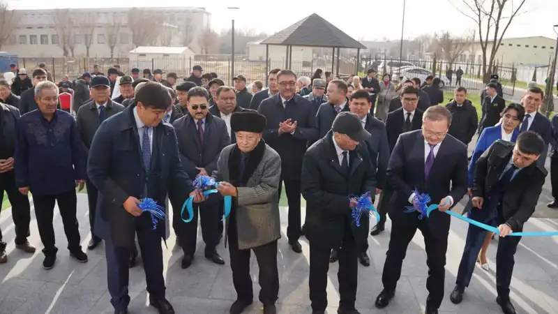 РЕАЛИЗАЦИЯ ПОРУЧЕНИЙ ПРЕЗИДЕНТА: В ТУРКЕСТАНСКОЙ ОБЛАСТИ ВВЕДЕНА В ЭКСПЛУАТАЦИЮ ШКОЛА ИСКУССТВ ЗА СЧЕТ ВОЗВРАЩЕННЫХ ГОСУДАРСТВУ АКТИВОВ (3)