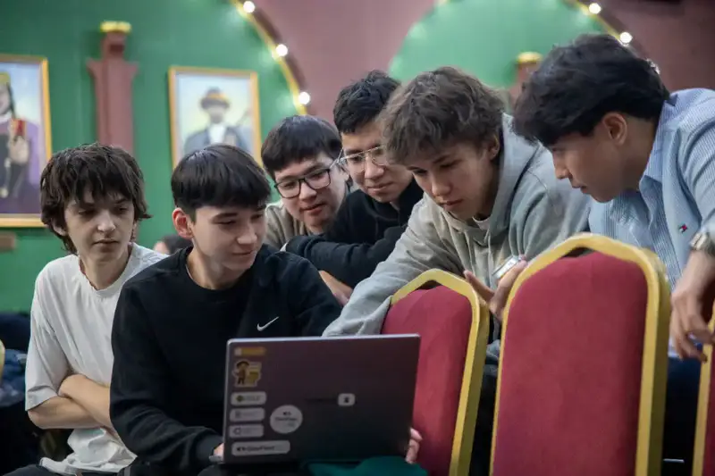 Торайгыров университете прошел Google DevFest Pavlodar 2025 (5)