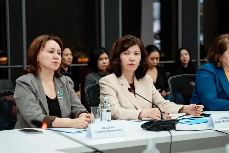 Национальная комиссия по делам женщин и семейно-демографической политике при Президенте обсудила развитие экономических возможностей женщин в условиях цифровизации (3)