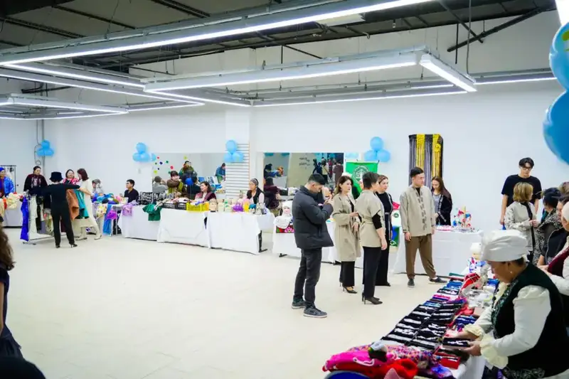 Ярмарка ремесленников в Astana Mall Актобе