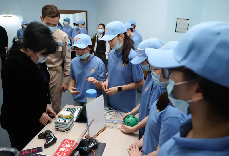 Депутаты, эксперты и представители госорганов обсудили вопросы повышения привлекательности воинской службы (2)