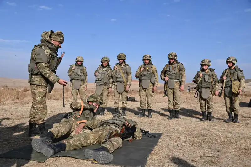 В Вооруженных силах началась подготовка военнослужащих по специальности (6)