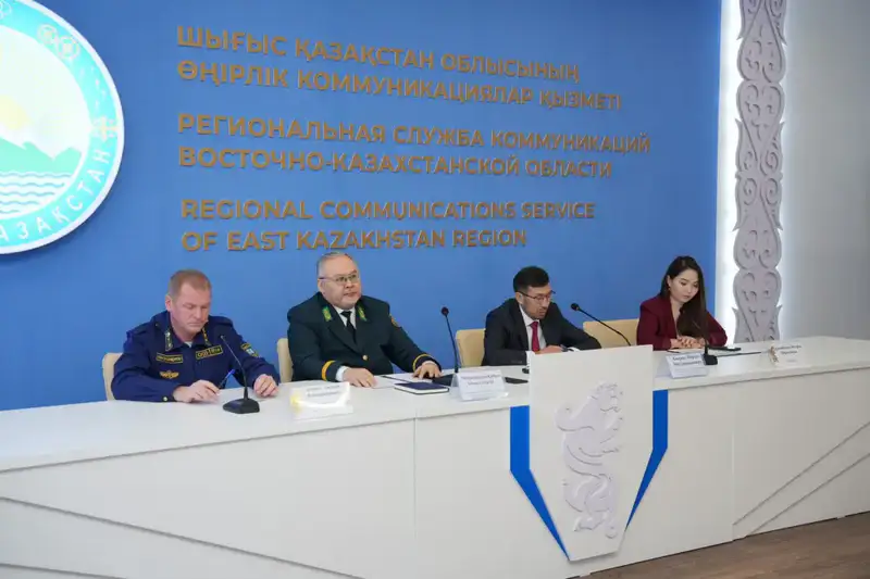 Гроза и огонь: 27 пожаров в ВКО! Актобе