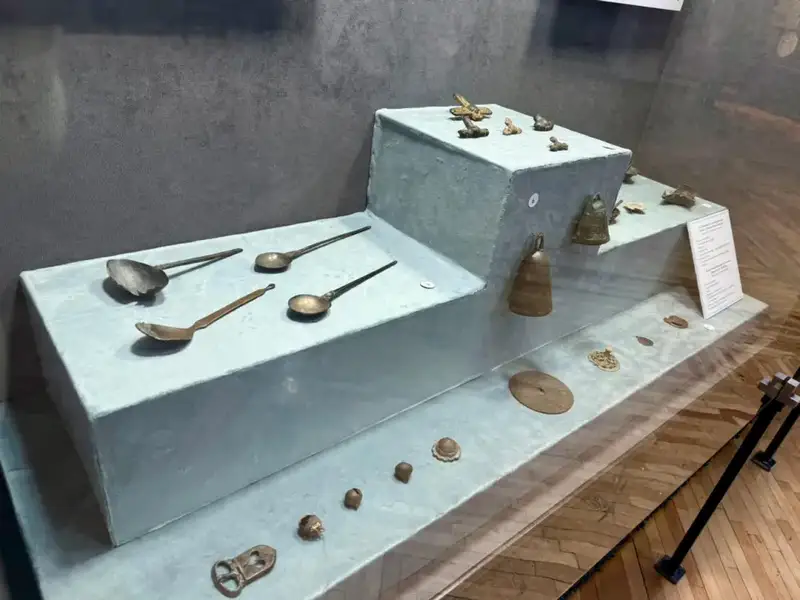 Выставка «Степная орнаментация в металле» открылась в Национальном музее Казахстана Актобе