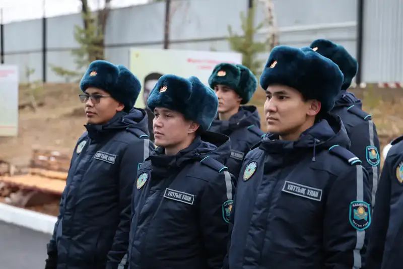 Солдат из Кокшетау: гитара и песни на службе в Национальной гвардии Актобе