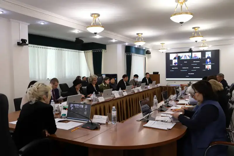 Обсуждение обеспечения инвалидов ортопедической обувью в Минтруда Актобе