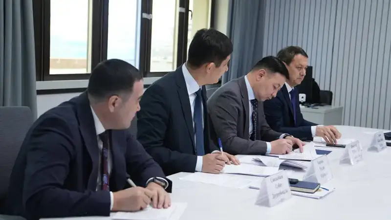 Зеленый диалог: министр экологии выслушал тревоги граждан о хвостах отходов в Коянды Актобе