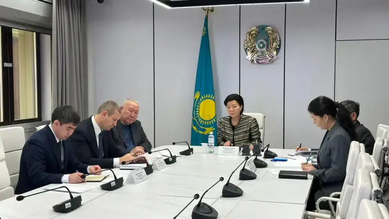 Светлана Жакупова ответила на обращения граждан по вопросам социального обеспечения Актобе