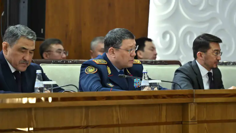 Токаев поручил МВД и полиции усилить меры безопасности в Астане: президент посетил ключевые объекты столицы и провёл совещание по её развитию Актобе
