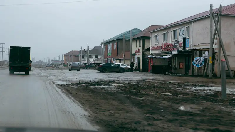 село Коянды вечером