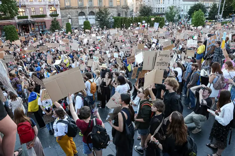 Протесты с картонками в июле 2025 года в Украине. Фото публикуется с разрешения автора Стаса Юрченко