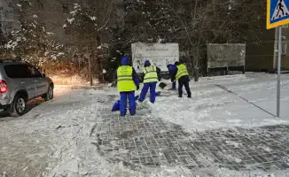 Снегопад в Астане: активизация снегоуборочной техники предотвращает транспортные проблемы